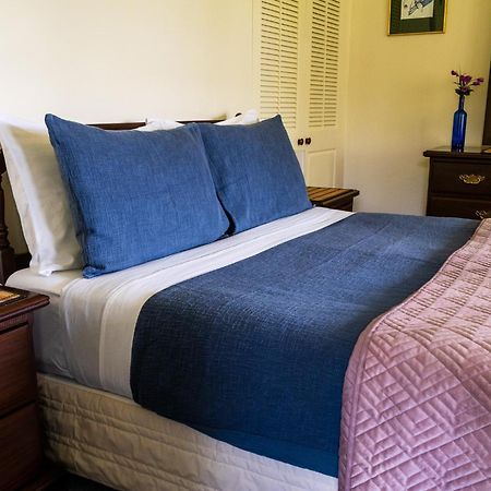 Halfmoon Cottage Akaroa Ngoại thất bức ảnh